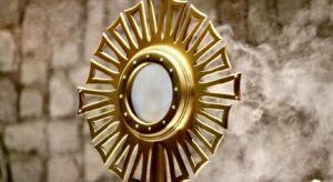 Corpus Christi é feriado ou ponto facultativo? Confira o que abre nesta quinta-feira (16)