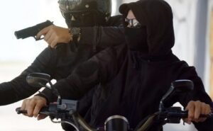 HOMEM É ALVEJADO A TIROS DESFERIDOS POR MOTOQUEIROS EM BELO JARDIM