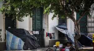 Pernambuco tem 44% da população na pobreza, maior índice em 10 anos, aponta levantamento