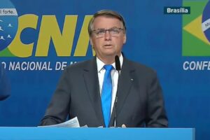 Bolsonaro acena para prefeitos