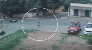 Menina de 12 anos é encontrada morta após sair de casa para comprar pão