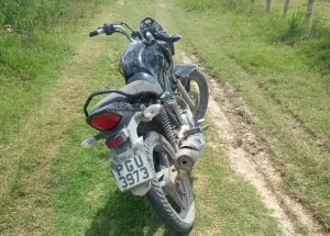 MOTO COM QUEIXA DE ROUBO FOI LOCALIZADA NA ZONA RURAL DE JUPI