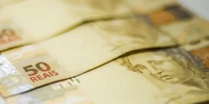 Brasil fecha 2022 com as contas no azul pela primeira vez em 9 anos