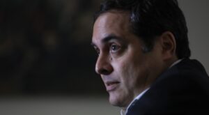 Paulo Câmara pede desfiliação do PSB em meio a supostos desentendimentos com João Campos