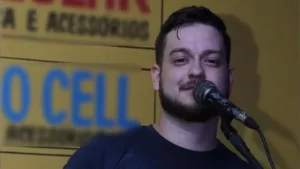 Cantor Sertanejo é morto na porta de casa com 20 tiros