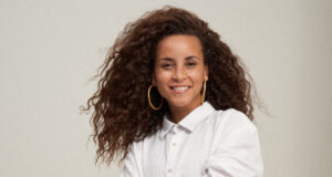 Recifense Domitila Barros compõe time Camarote do BBB 23