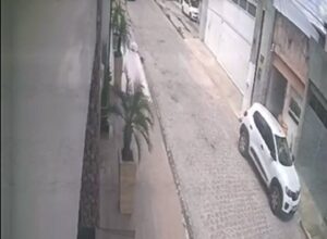 Estudante de fisioterapia é morta a tiros dentro de casa em Goiana