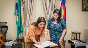 Raquel Lyra deixa Pernambuco durante o Carnaval e transmite o cargo para Priscila Krause