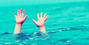 Menino de 12 anos morre afogado após entrar em barreiro para nadar com irmãos em Bom Conselho