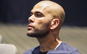 Tribunal decide nesta quinta se mantém Daniel Alves na prisão durante julgamento de caso de estupro