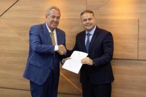 Renan Filho promete a Álvaro Porto aceleração das obras da BR-423