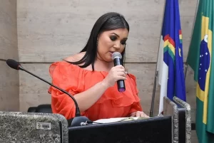 Justiça concede prisão domiciliar à vereadora Kátia das Rendeiras