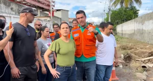 Governadora Raquel Lyra visitou Caruaru e Santa Cruz após chuvas registradas no fim de semana