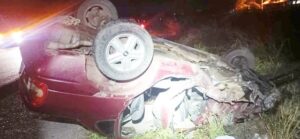 Motorista morre após colidir em caminhão e capotar na BR-423, em Lajedo