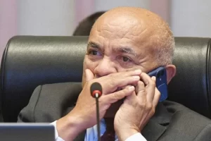 Vídeos esquentam clima na CPI e disputa entre esquerda e direita