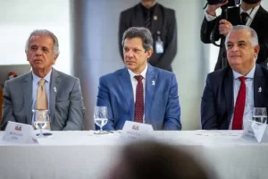 Arcabouço fiscal passa pelos ajustes finais antes da chegada ao Congresso