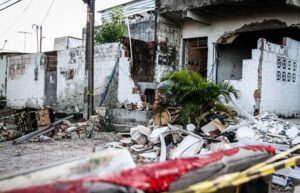 É grave estado de saúde de idosa que teve 98% do corpo queimado por explosão de gás