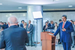 Lula critica sanções dos EUA e preconceito com a Venezuela