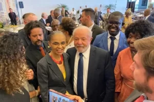 Sob pressão, Marina se reunirá com Lula nesta sexta-feira