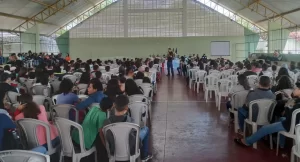 Palestra sobre o uso indevido de drogas foi realizada em Calçado