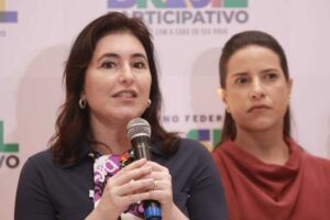 “O Brasil gasta muito e gasta mal”, diz Simone Tebet no Recife