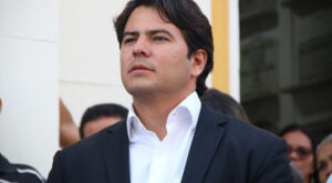 Vice-prefeito de Olinda e parentes são feitos reféns durante roubo na casa dele