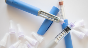 Após risco de desabastecimento, Pernambuco recebe mais de 11 mil unidades de insulina análoga de ação rápida