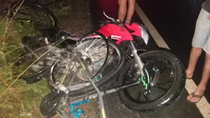 Mulher morre e homem fica ferido após colisão de moto e bicicleta na PE-149 em Agrestina