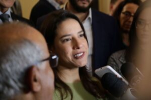 Raquel Lyra garante R$ 1,7 bilhão em ato com o presidente Lula