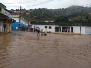 Inmet afirma que chuva dará trégua nos próximos dias em Pernambuco e Alagoas