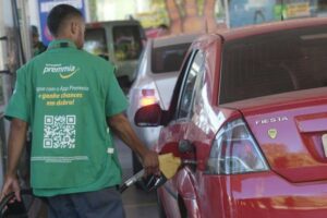 Petrobras anuncia aumento de R$ 0,41 na gasolina e de R$ 0,78 no diesel