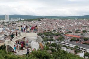 Pernambuco tem metade dos seus municípios com contas no vermelho no 1º semestre. Despesas subiram 24%