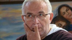 Padre Airton Freire e funcionários viram réus após Justiça aceitar denúncias de crimes sexuais