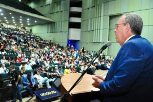 Álvaro Porto diz que prefeitos devem pressionar deputados e senadores contra a redução do FPM