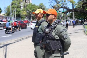 Com aumento de mortes em abordagens, PM de Pernambuco começa a usar câmera na farda em setembro