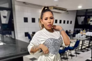 Cantora do Mastruz com Leite deixa banda após sofrer assédio de colega