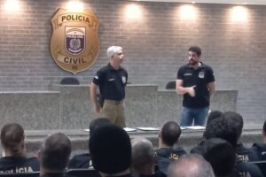 Polícia prende quatro e apreende adolescente por suspeita de envolvimento em assassinatos