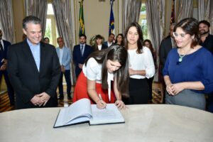 Tentativa de reconfiguração da política de Pernambuco a partir da Esplanada dos Ministérios