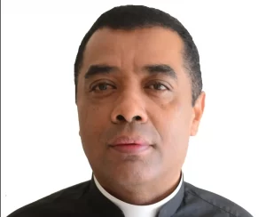 Padre é encontrado morto dentro de casa em Lajedo