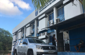 Corpos de dois homens com marcas de tiros são achados enterrados lado a lado em Jaboatão