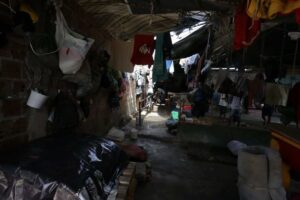 STF determina que União e Estados apresentem planos para pôr fim a violações em presídios