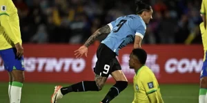 Brasil volta a jogar mal e perde para Uruguai por 2 a 0 pelas Eliminatórias