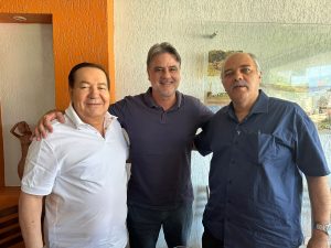 Izaías recebe em Garanhuns, o Presidente do MDB Pernambuco e Ex Deputado Federal, Raul Henry