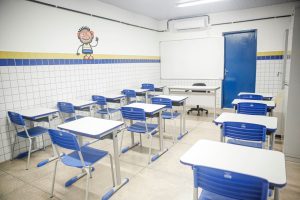 Prefeitura do Recife oficializa convocação de mil professores