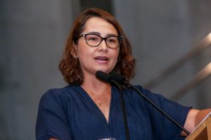 Débora Almeida cumpre Agenda em Garanhuns, e destaca Serviços ofertados na Carreta da Mulher Pernambucana