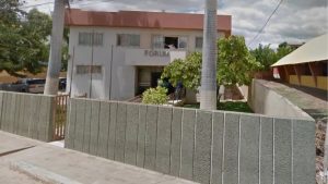 Filho invade júri em São José do Belmonte e atira contra réu acusado de matar o seu pai