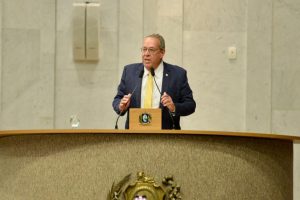 Álvaro Porto envia ofício a Raquel Lyra solicitando revogação do aumento do ICMS