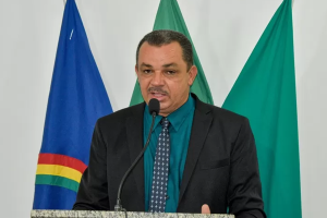 Prefeito Erivaldo Chagas viabiliza início da construção do novo refeitório do Colégio Normal em Lajedo