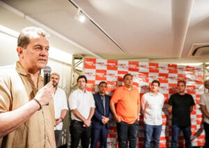 Avante oficializa apoio à reeleição do prefeito João Campos