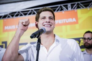 João Campos destaca apoio do MDB à sua reeleição